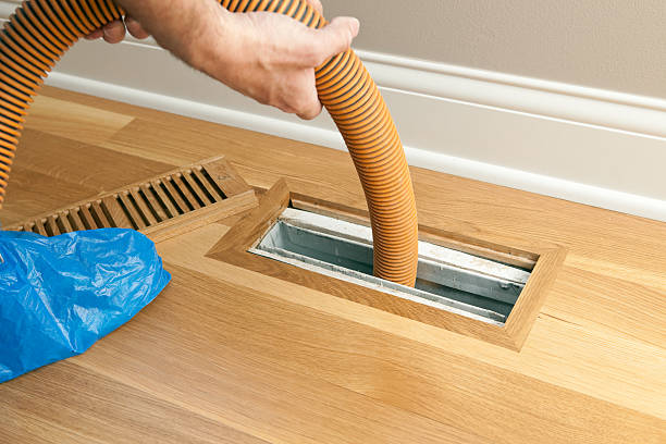 Home Air Vent Cleaning in Bannockburn, IL